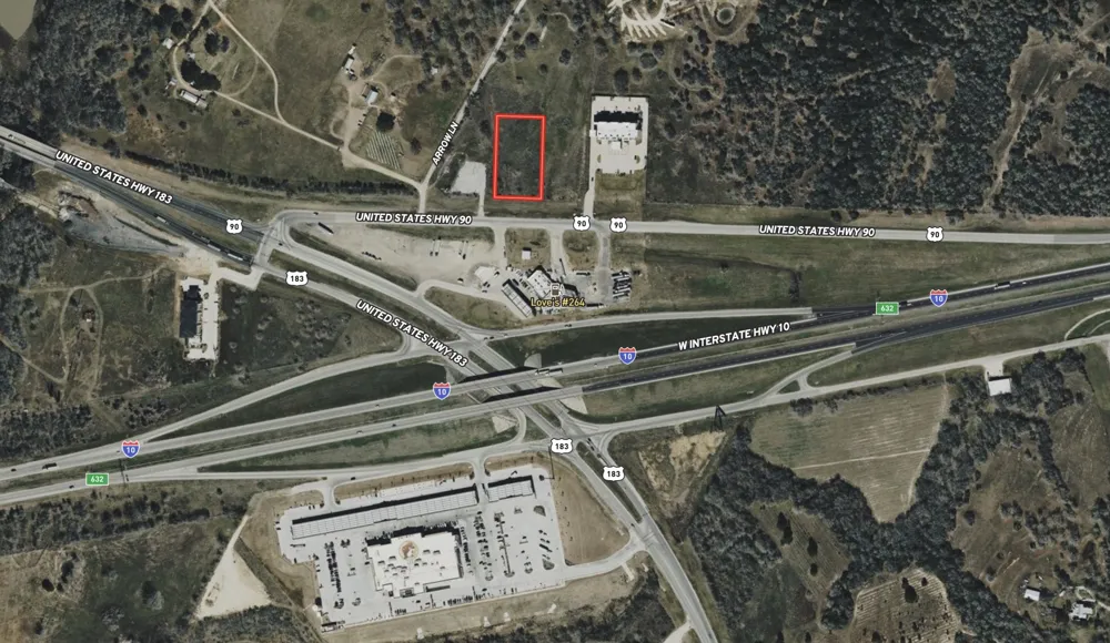 HWY 90 Luling, TX 78648