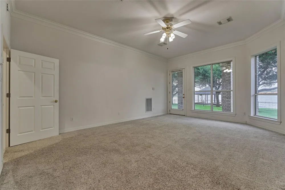 9370 Escondido Drive Willis, TX 77318