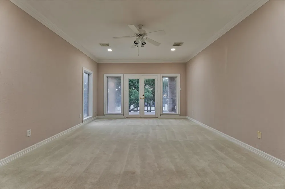 9370 Escondido Drive Willis, TX 77318