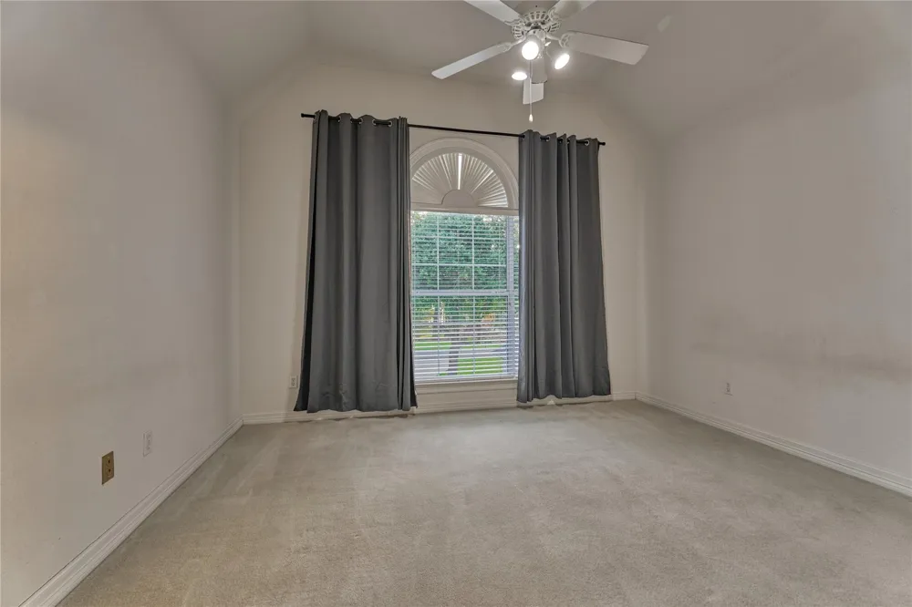 9370 Escondido Drive Willis, TX 77318