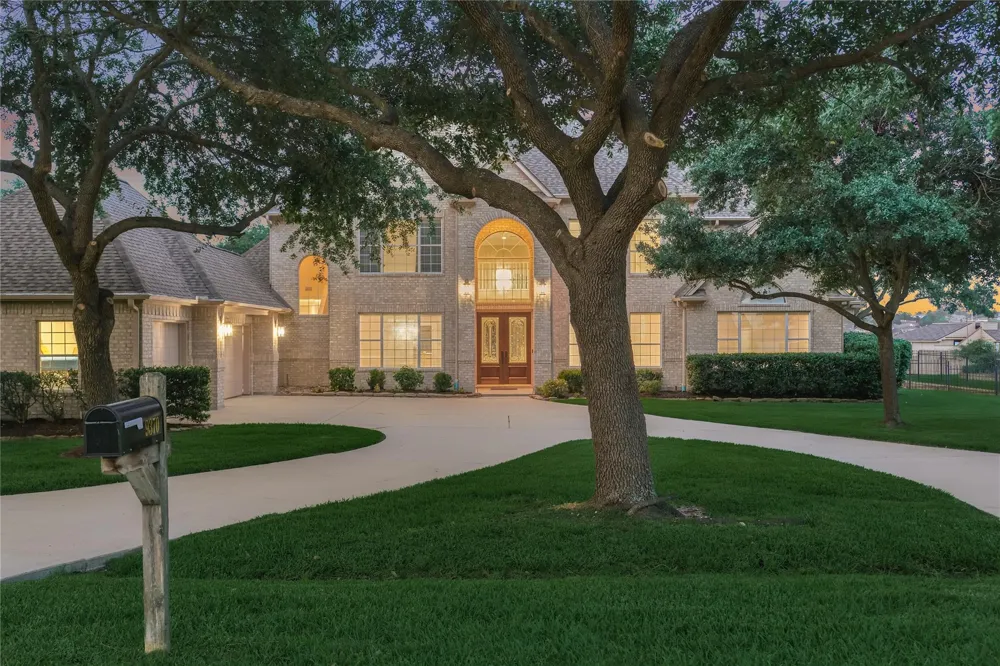 9370 Escondido Drive Willis, TX 77318