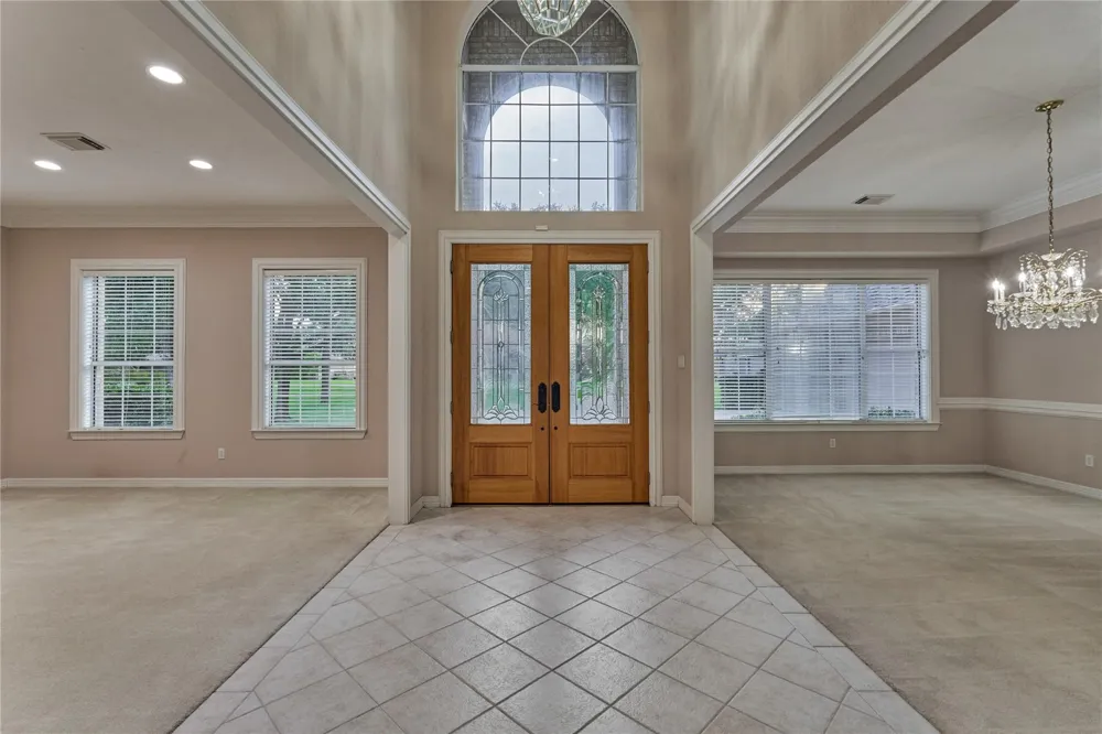 9370 Escondido Drive Willis, TX 77318