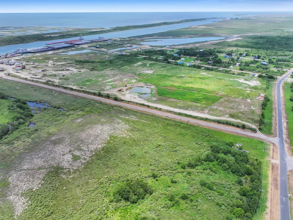 1336 John Wayne Road Port Bolivar, TX 77650