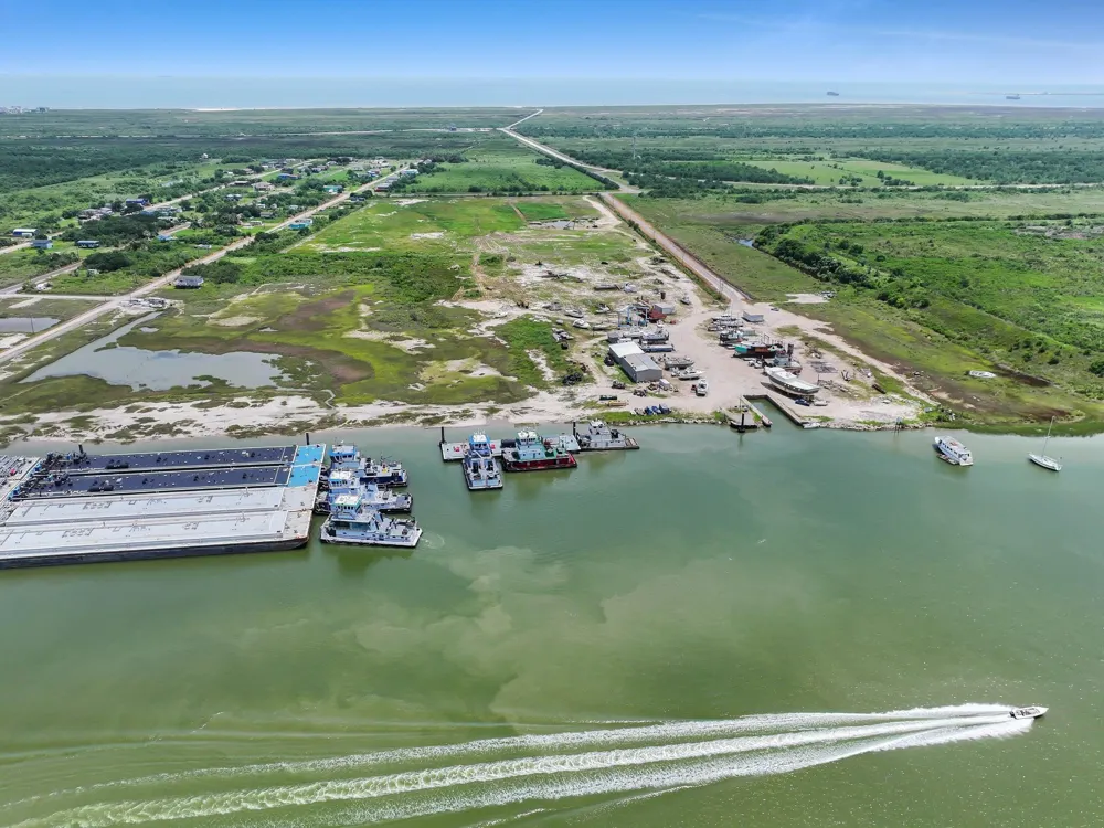 1336 John Wayne Road Port Bolivar, TX 77650