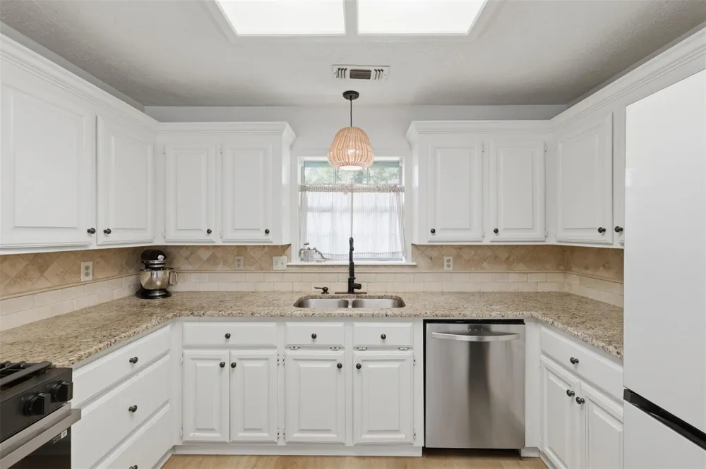 4723 Williamsburg Drive Bryan, TX 77802