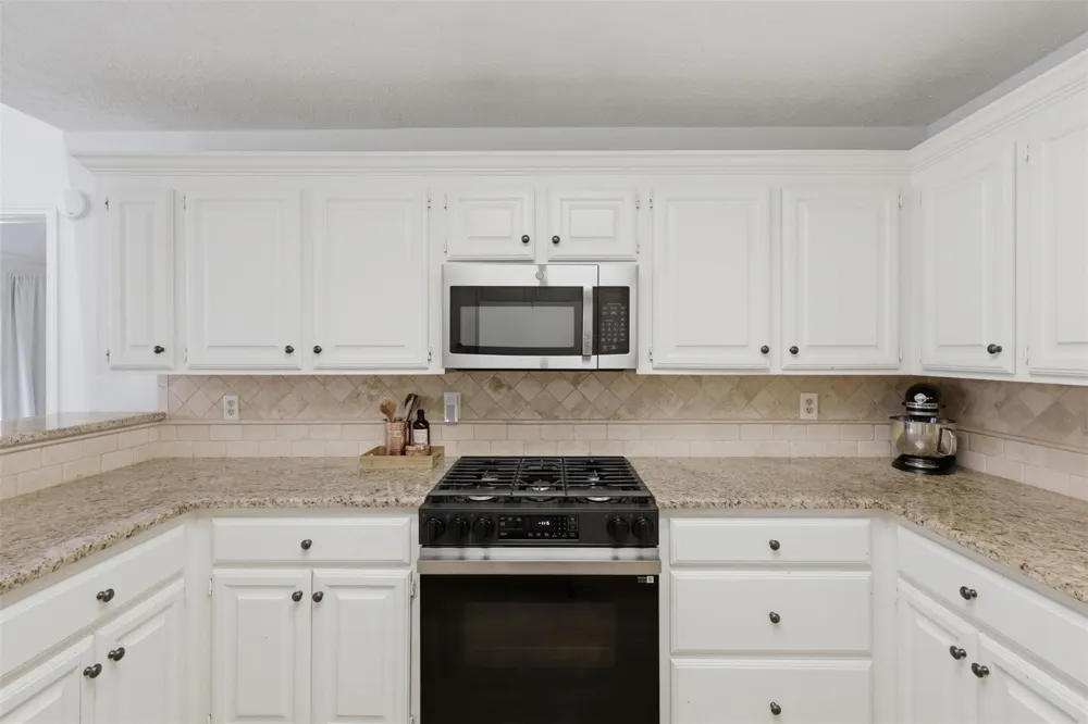 4723 Williamsburg Drive Bryan, TX 77802