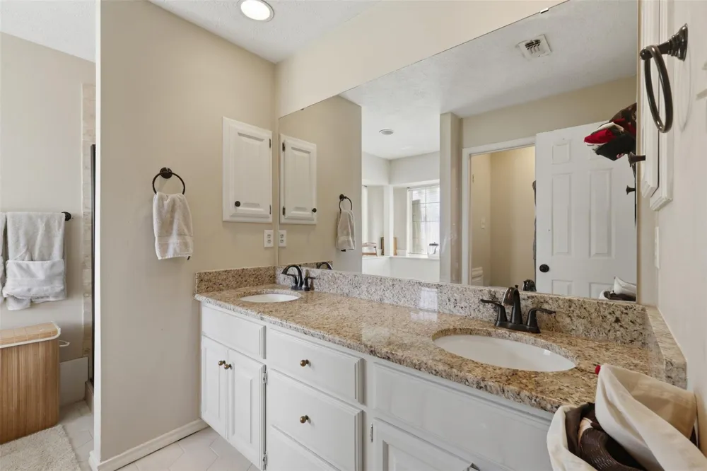 4723 Williamsburg Drive Bryan, TX 77802