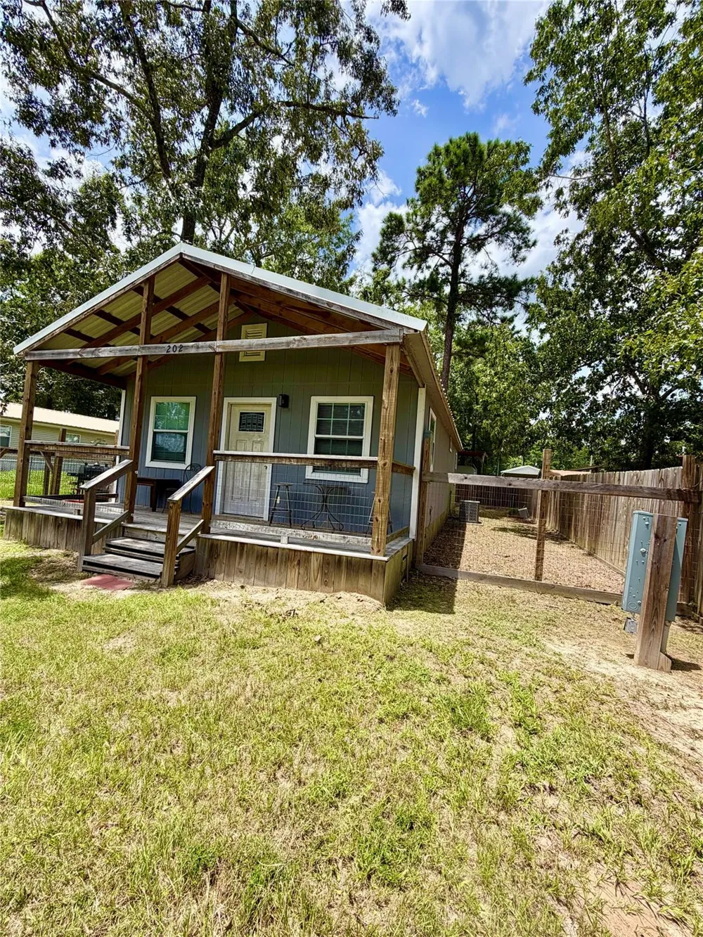202 Nassau Ln Point Blank, TX 77364