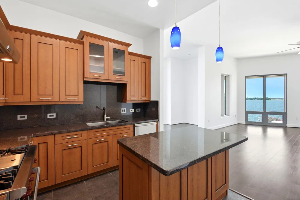 4821 E Nasa Parkway #2E Pasadena, TX 77586