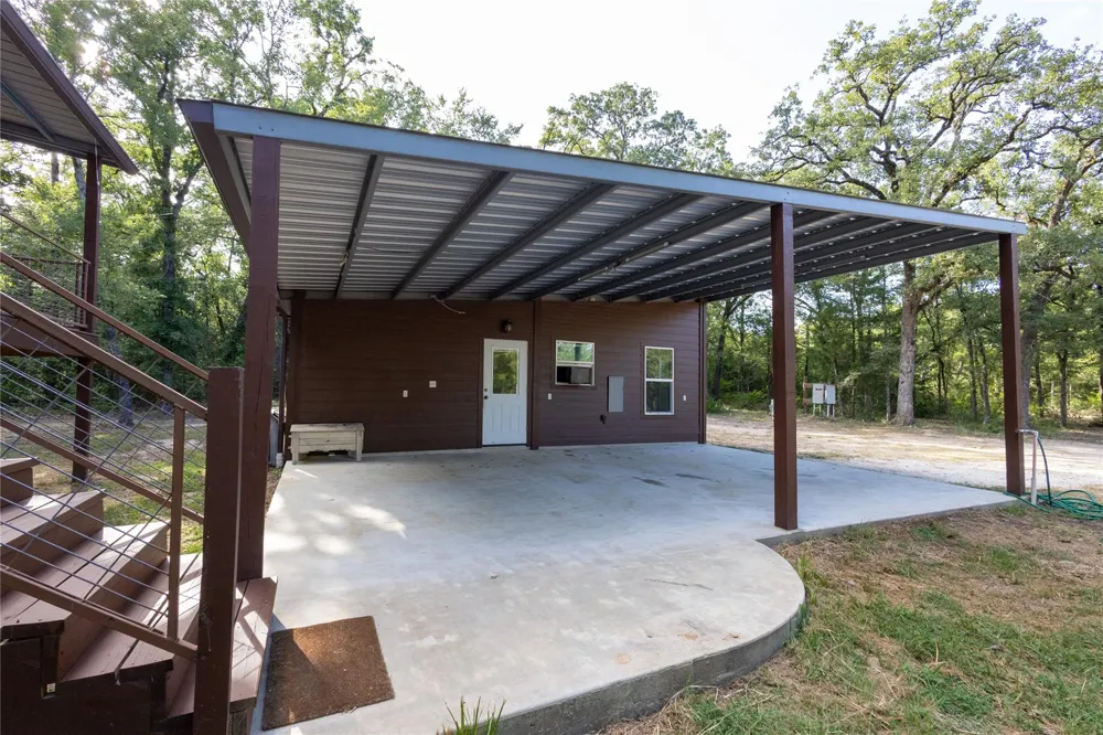 3190 Settlers Lane Madisonville, TX 77864