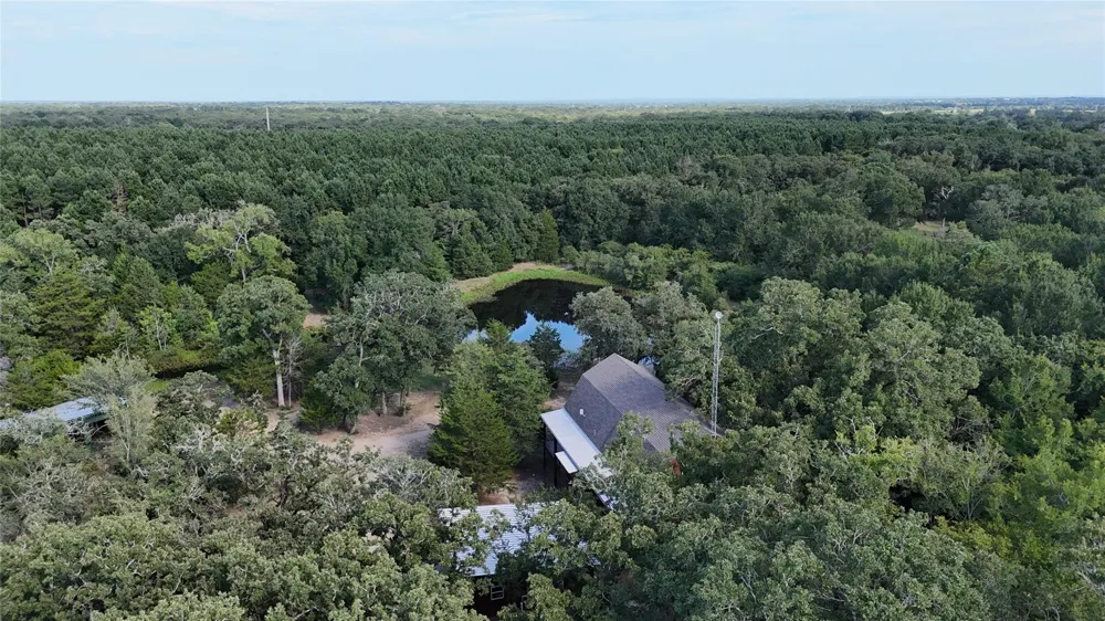 3190 Settlers Lane Madisonville, TX 77864