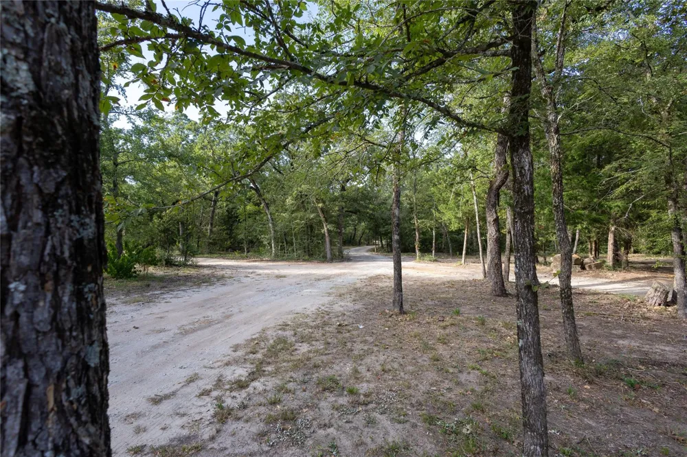 3190 Settlers Lane Madisonville, TX 77864
