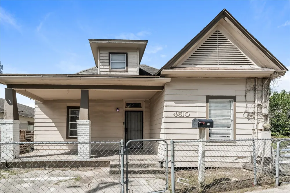 4610 Schroeder Street #1 Houston, TX 77011
