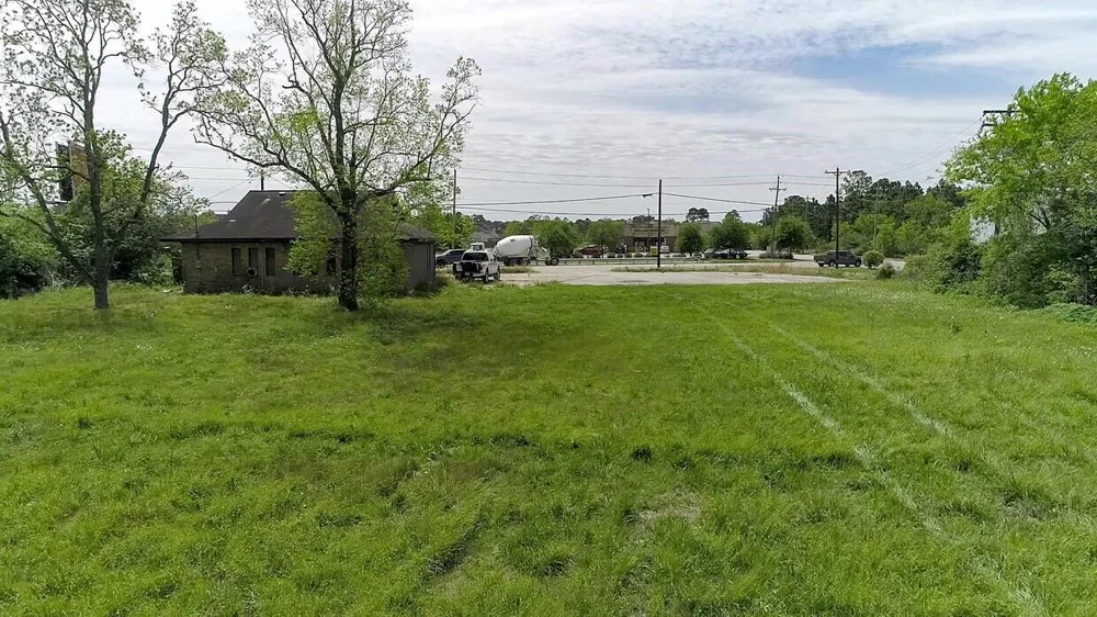 317 Fm 517 W Dickinson, TX 77539