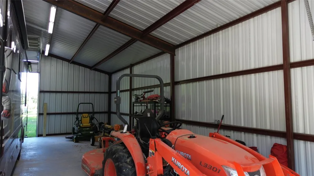 511 County Road 112 Elkhart, TX 75839