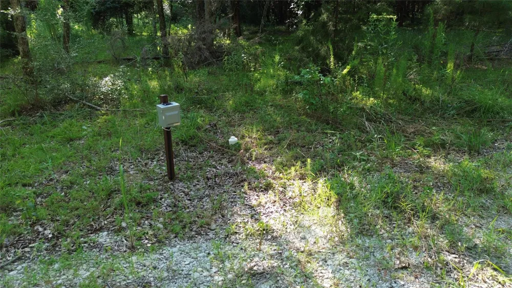 511 County Road 112 Elkhart, TX 75839