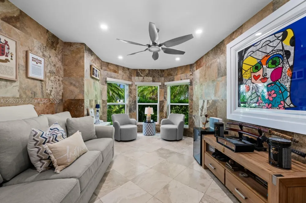 1638 NW 38 TH PL Cape Coral, FL 33993