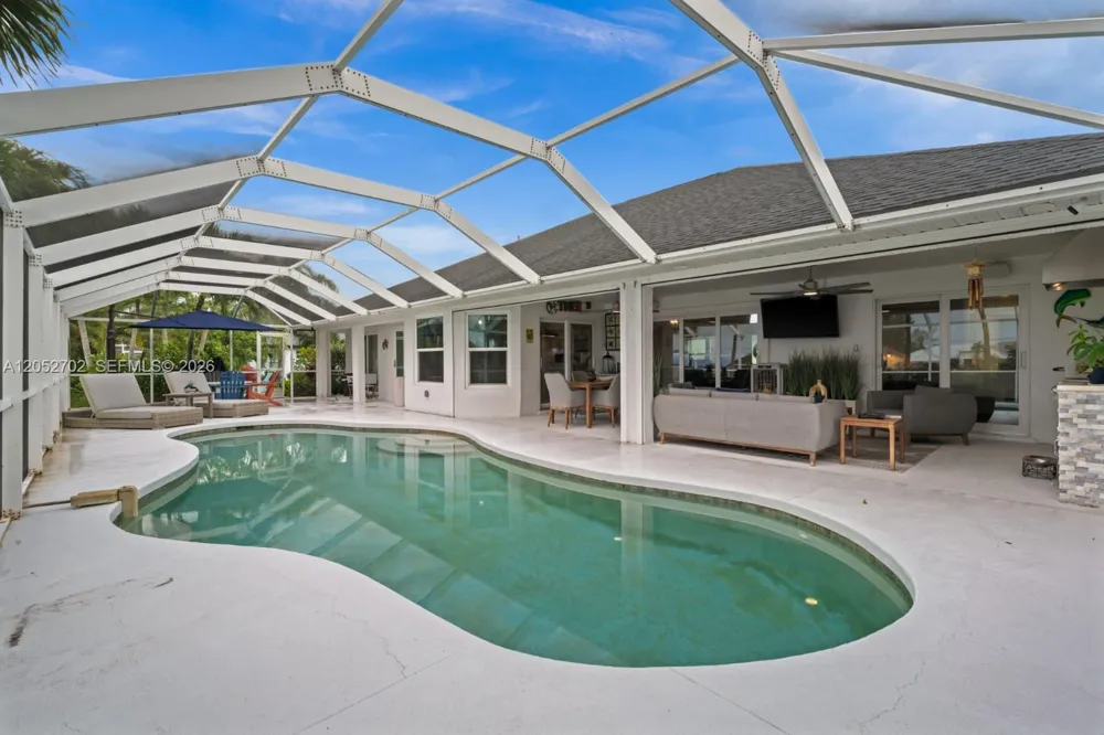 1638 NW 38 TH PL Cape Coral, FL 33993