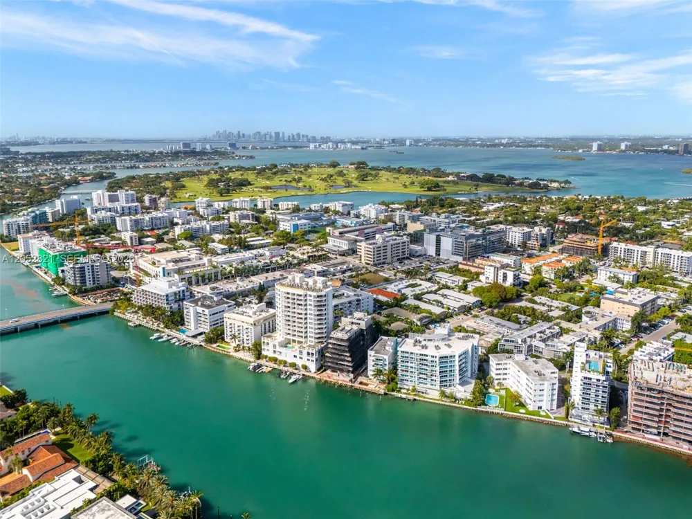 1125 99th St #9 Bay Harbor Islands, FL 33154