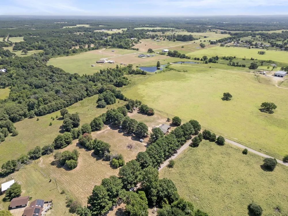 5337 Dusty Road Athens, TX 75752