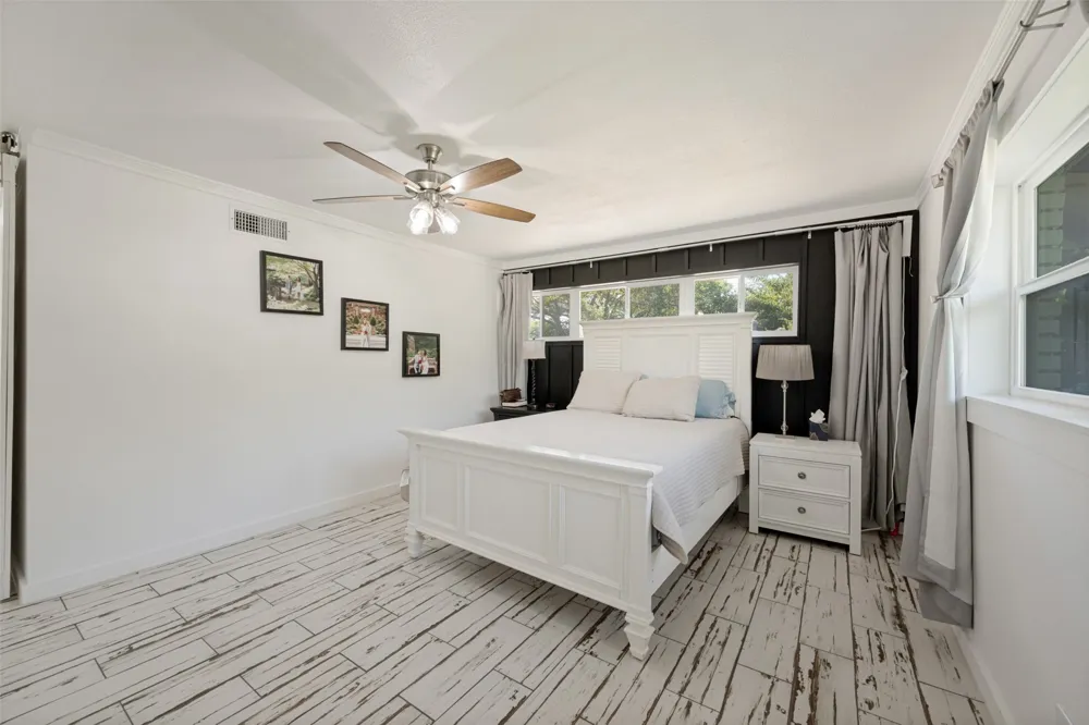 4708 Holiday Lane E North Richland Hills, TX 76180