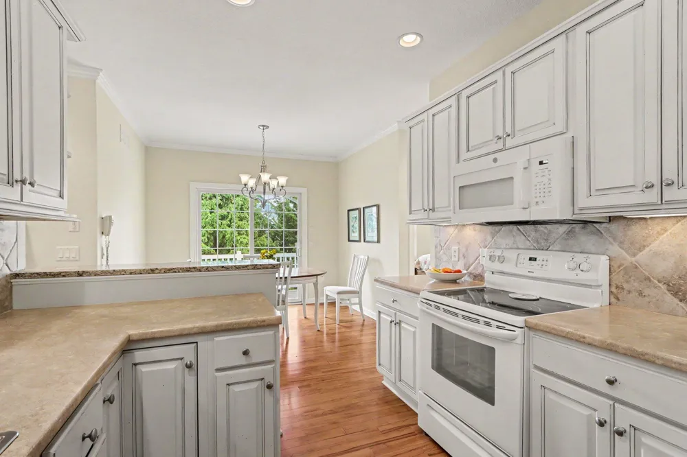 2600 West Port Drive Kalamazoo, MI 49009