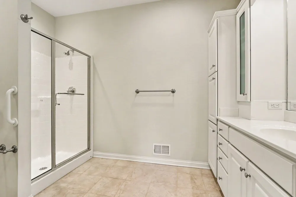2600 West Port Drive Kalamazoo, MI 49009