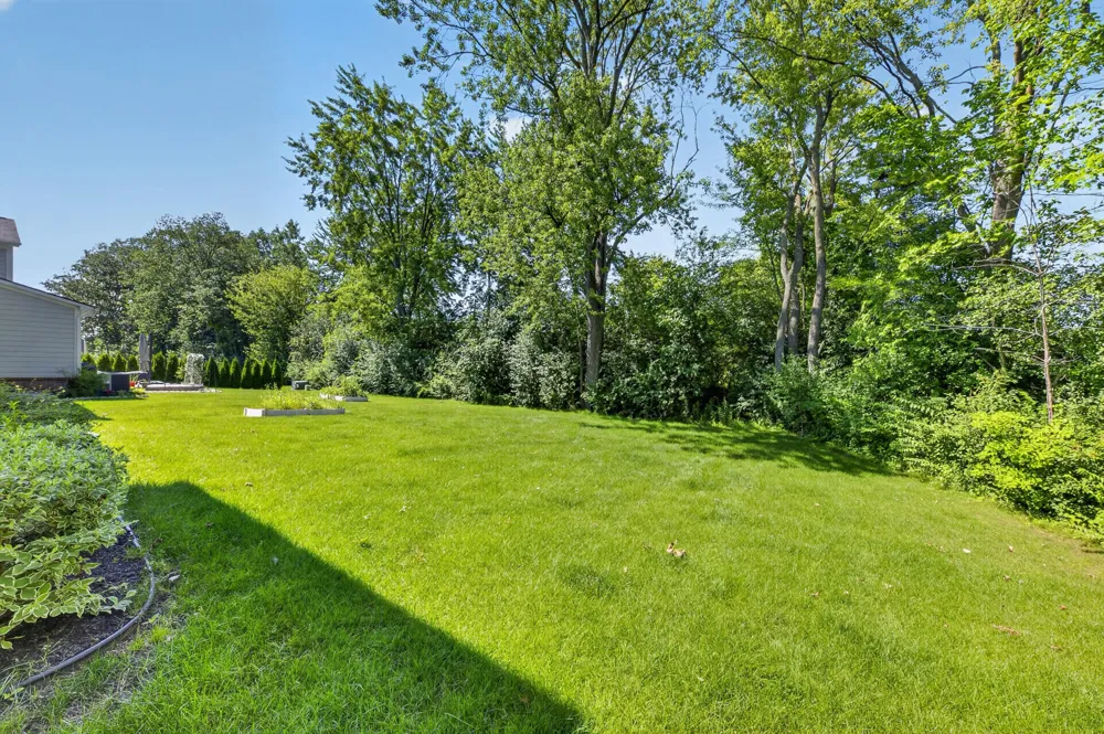50388 Hedgewood Drive Canton, MI 48187
