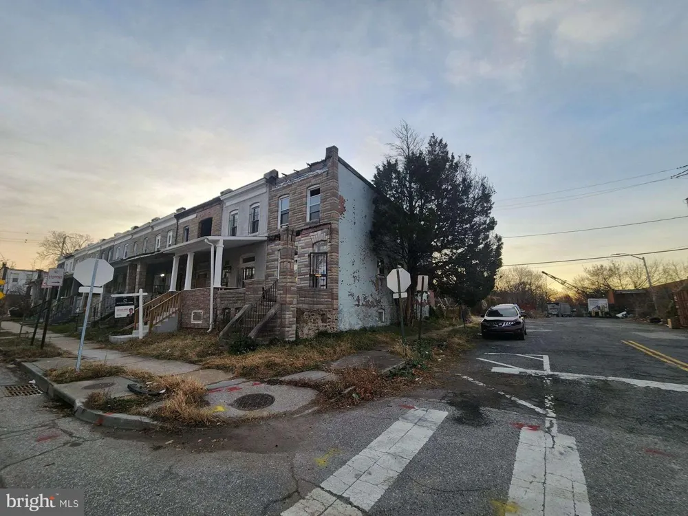 2421 BAKER STREET Baltimore, MD 21216