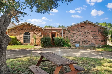 1801 Tameria Drive