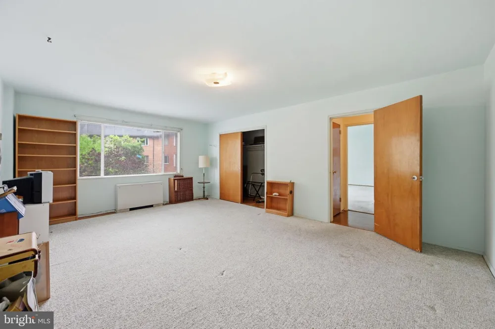 5301 WESTBARD CIRCLE #334 Bethesda, MD 20816