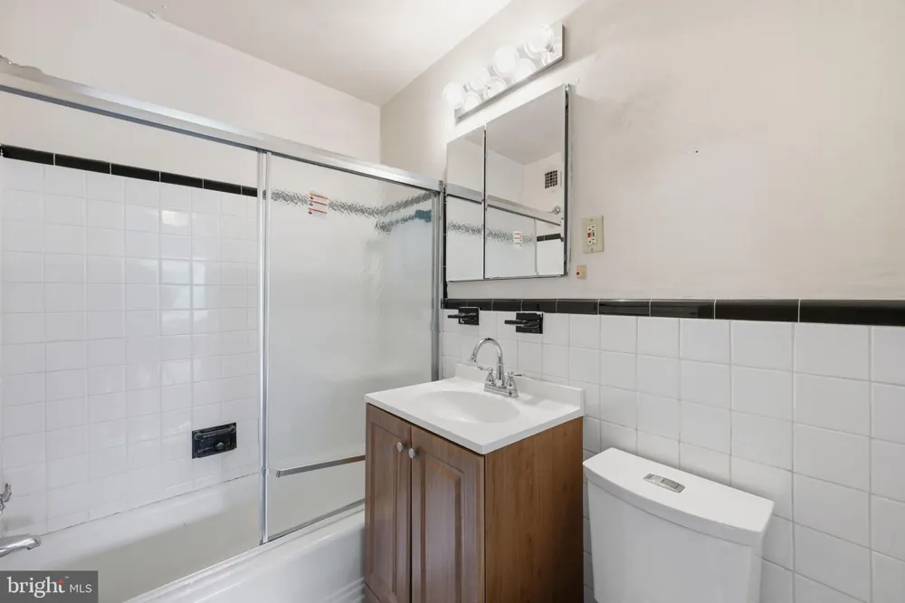 5301 WESTBARD CIRCLE #334 Bethesda, MD 20816