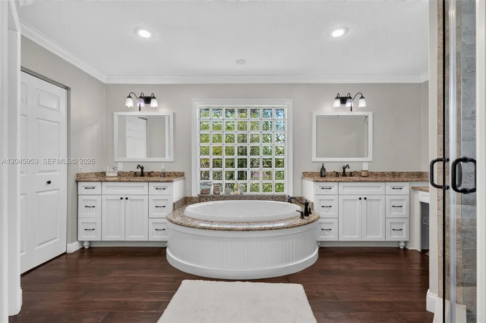 542 Cypress Dr #542 Tequesta, FL 33469