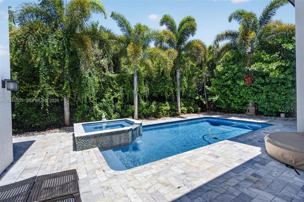 542 Cypress Dr #542 Tequesta, FL 33469