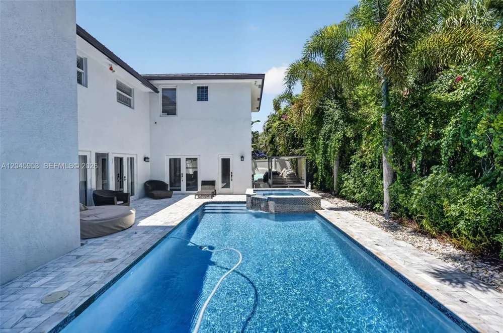542 Cypress Dr #542 Tequesta, FL 33469