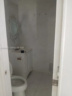13621 NE 25th Ave #- North Miami, FL 33181