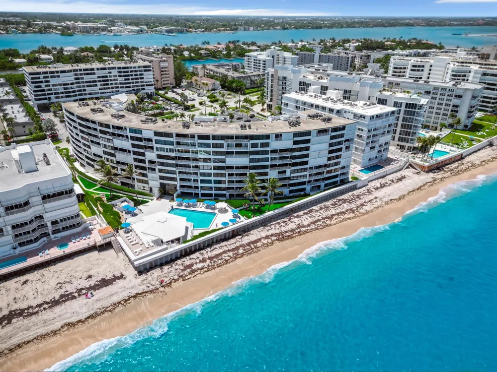 3590 S Ocean Boulevard #101 South Palm Beach, FL 33480
