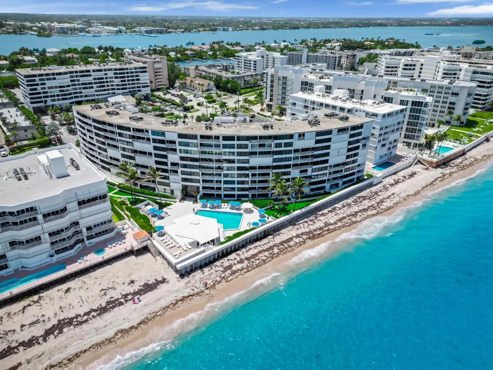 3590 S Ocean Boulevard #101 South Palm Beach, FL 33480