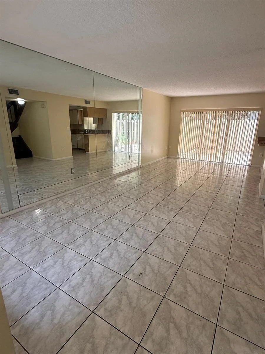 5232 SW 122ND TERRACE #5232 Cooper City, FL 33330