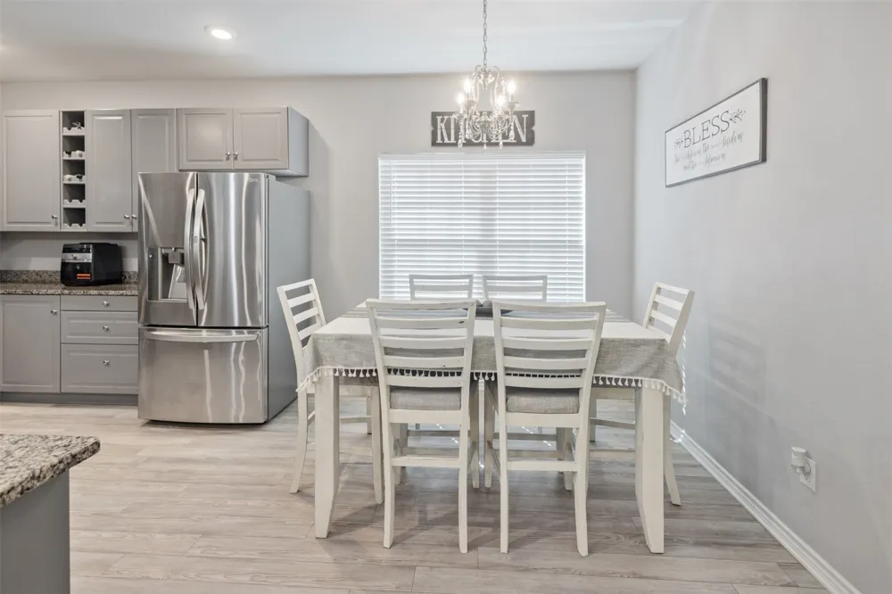 591 E Eubank Street Mabank, TX 75147