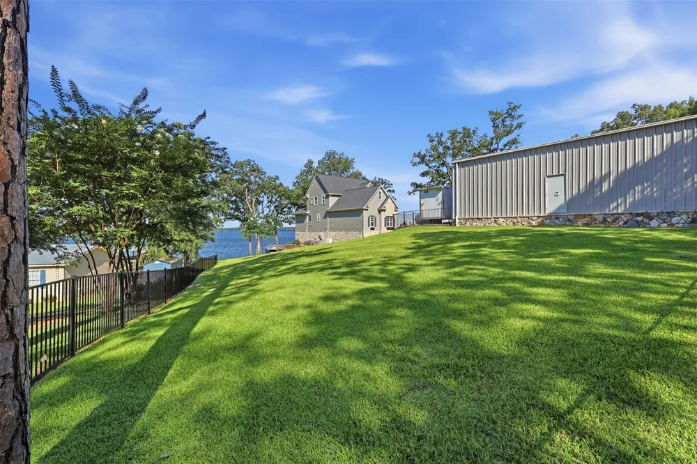90 County Road 2607 Pittsburg, TX 75686