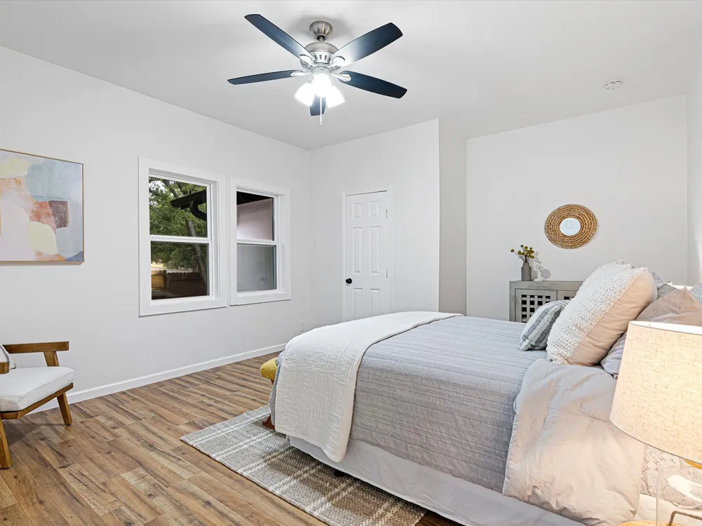 611 Cherry Street Bowie, TX 76230