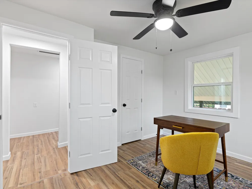 611 Cherry Street Bowie, TX 76230