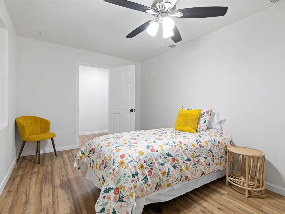 611 Cherry Street Bowie, TX 76230