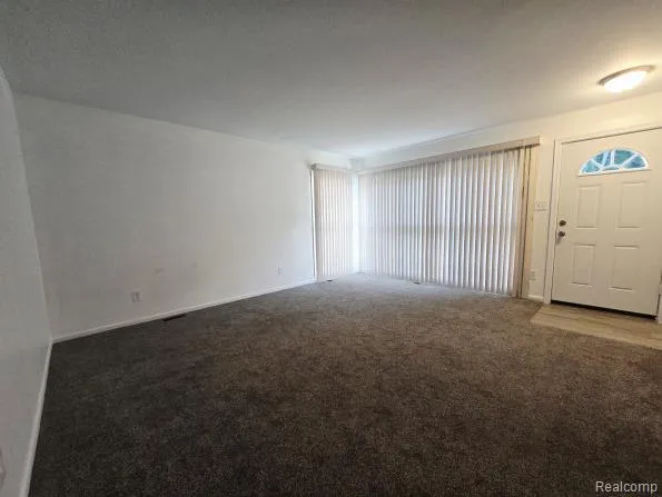 1292 Moulin Avenue Madison Heights City, MI 48071