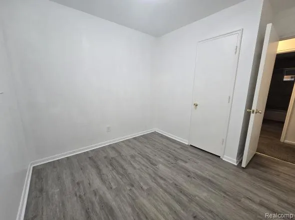 1292 Moulin Avenue Madison Heights City, MI 48071
