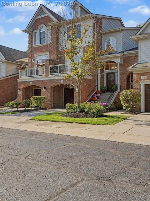 37561 Newburgh Park Circle