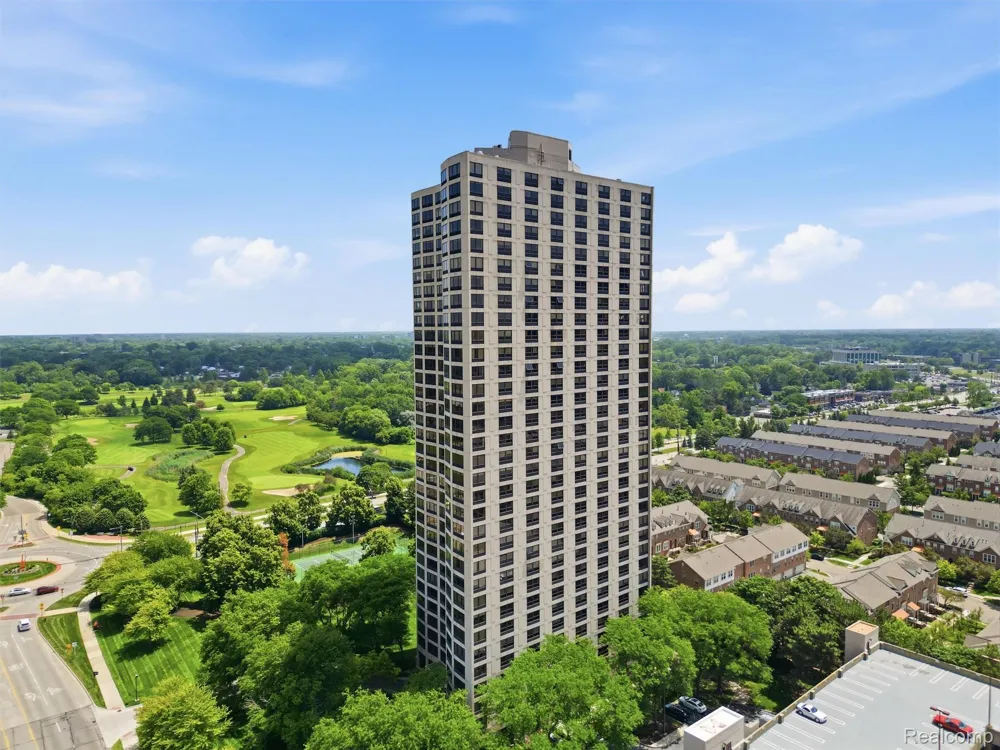 5000 Town Center #1806 Southfield City, MI 48075