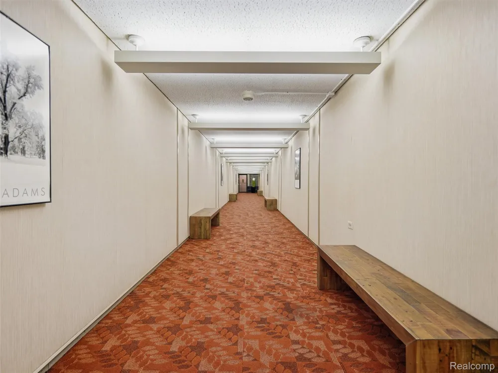 5000 Town Center #1806 Southfield City, MI 48075