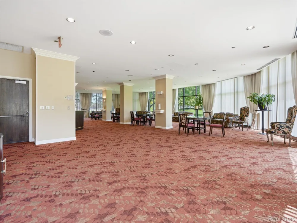 5000 Town Center #1806 Southfield City, MI 48075